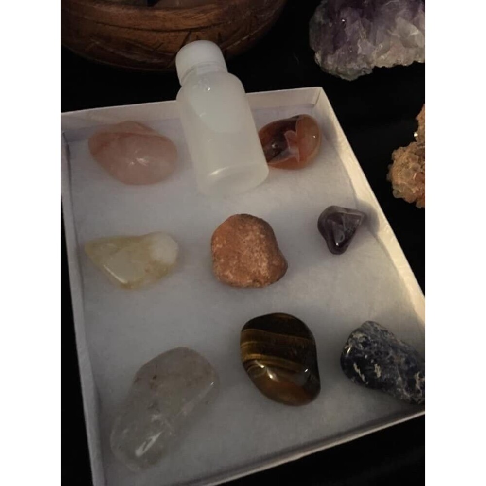 7 Crystals Gemstone Chakra Collection Altar Stones Witchy Pagan Citrine - Picture 2 of 5